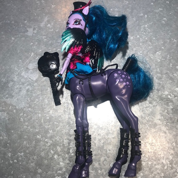 Monster High Freaky Fusion Hybrids Centaur Horse